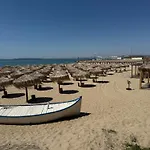 Sun Coast By The Sea *